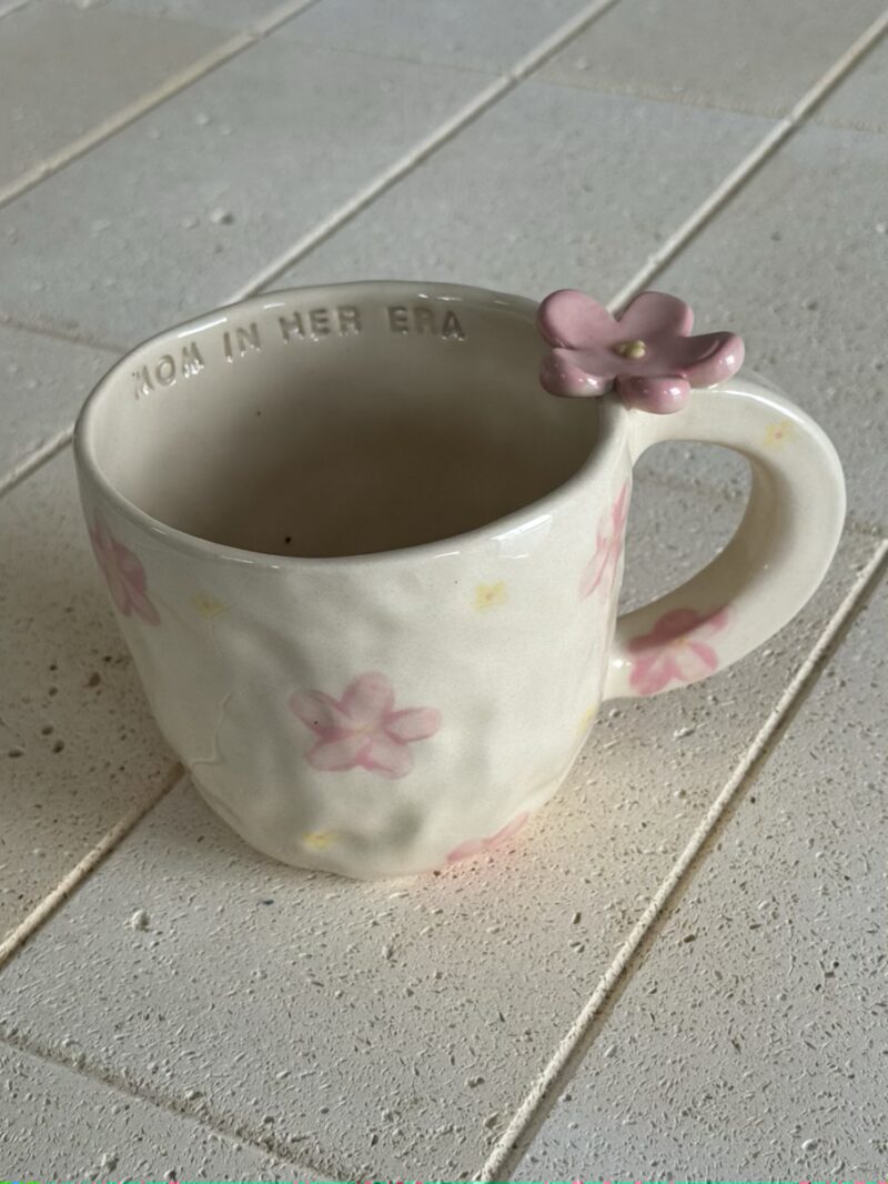 OUTLET! "Mom in Her Era" Mug - Image 5