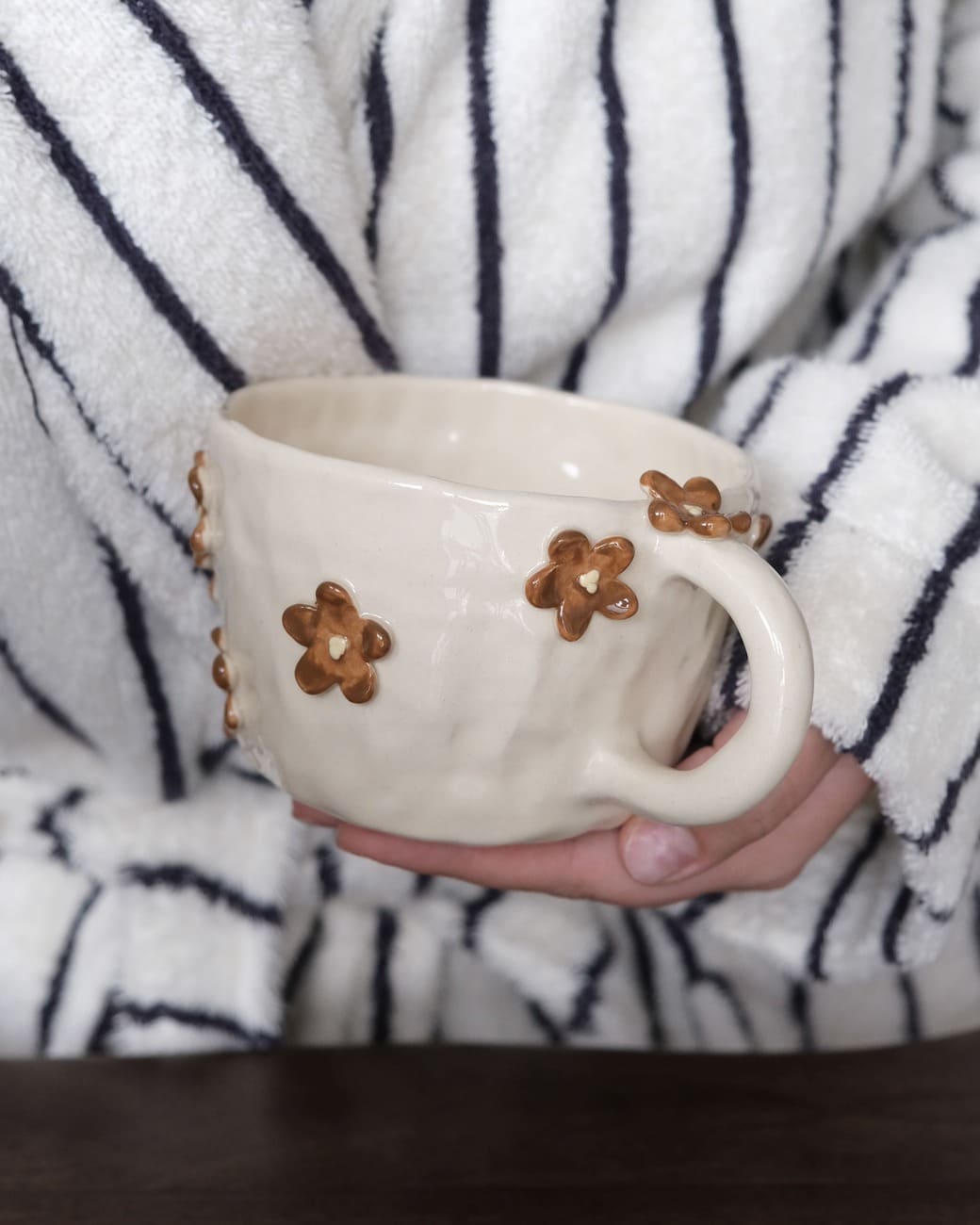 Kubek w Małe Kwiatki - obrazek 3