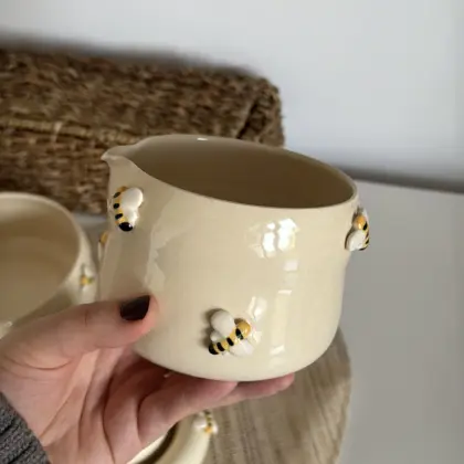 PREORDER! Matcha Bowl with Bees