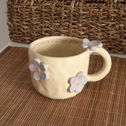 OUTLET! Oval Medium Purple Flowers Mug "World's Best Mom"